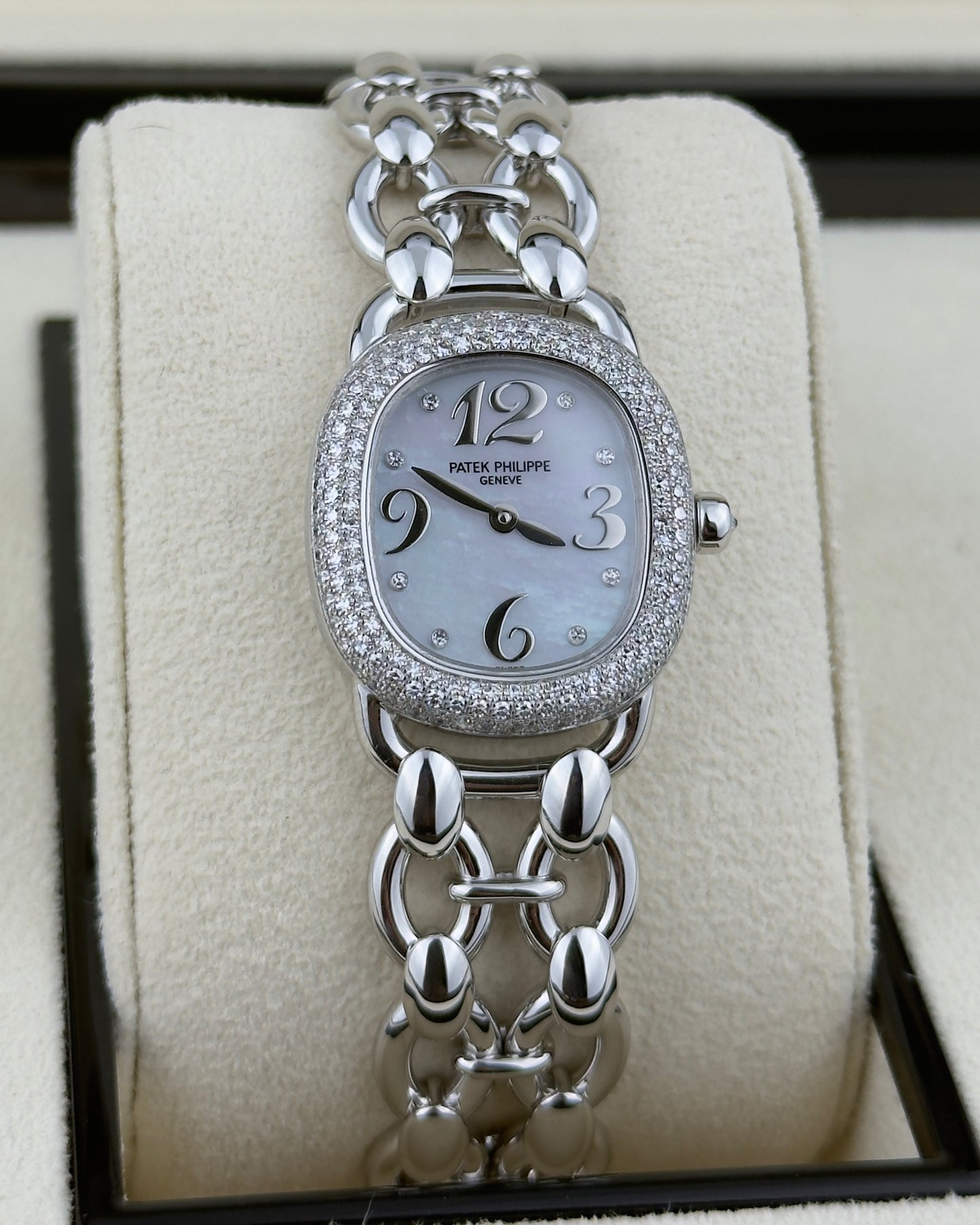 Patek Philippe Golden Ellipse - 24.5mm - Ref. 4831