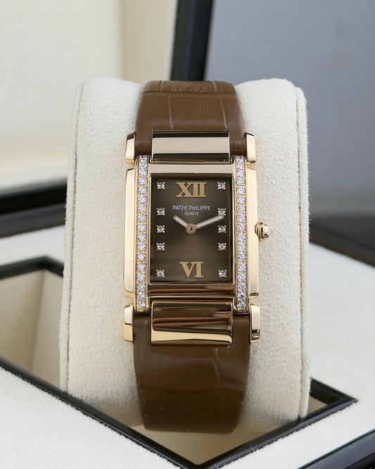 Patek Philippe Twenty~4 - 25mm - Ref; 4920R-001