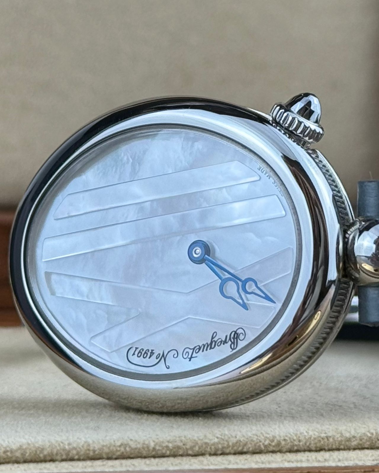 Breguet "Reine de Naples" - 42MM - Ref: 9807ST