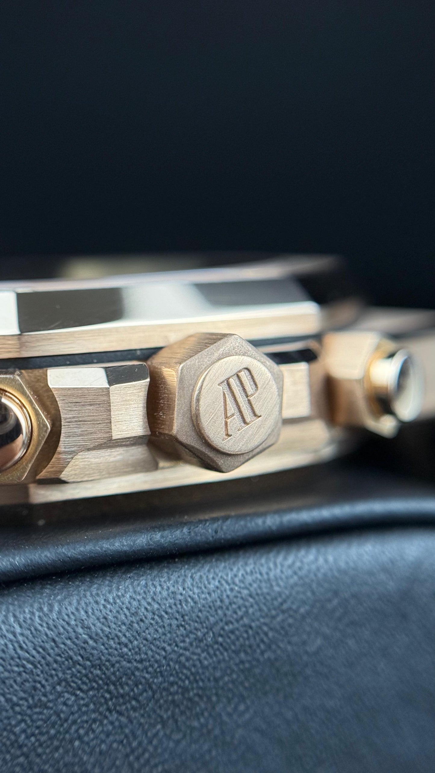 Audemars Piguet Royal Oak Chronograph - 41 MM - REF : 26320OR.OO.D002CR.01