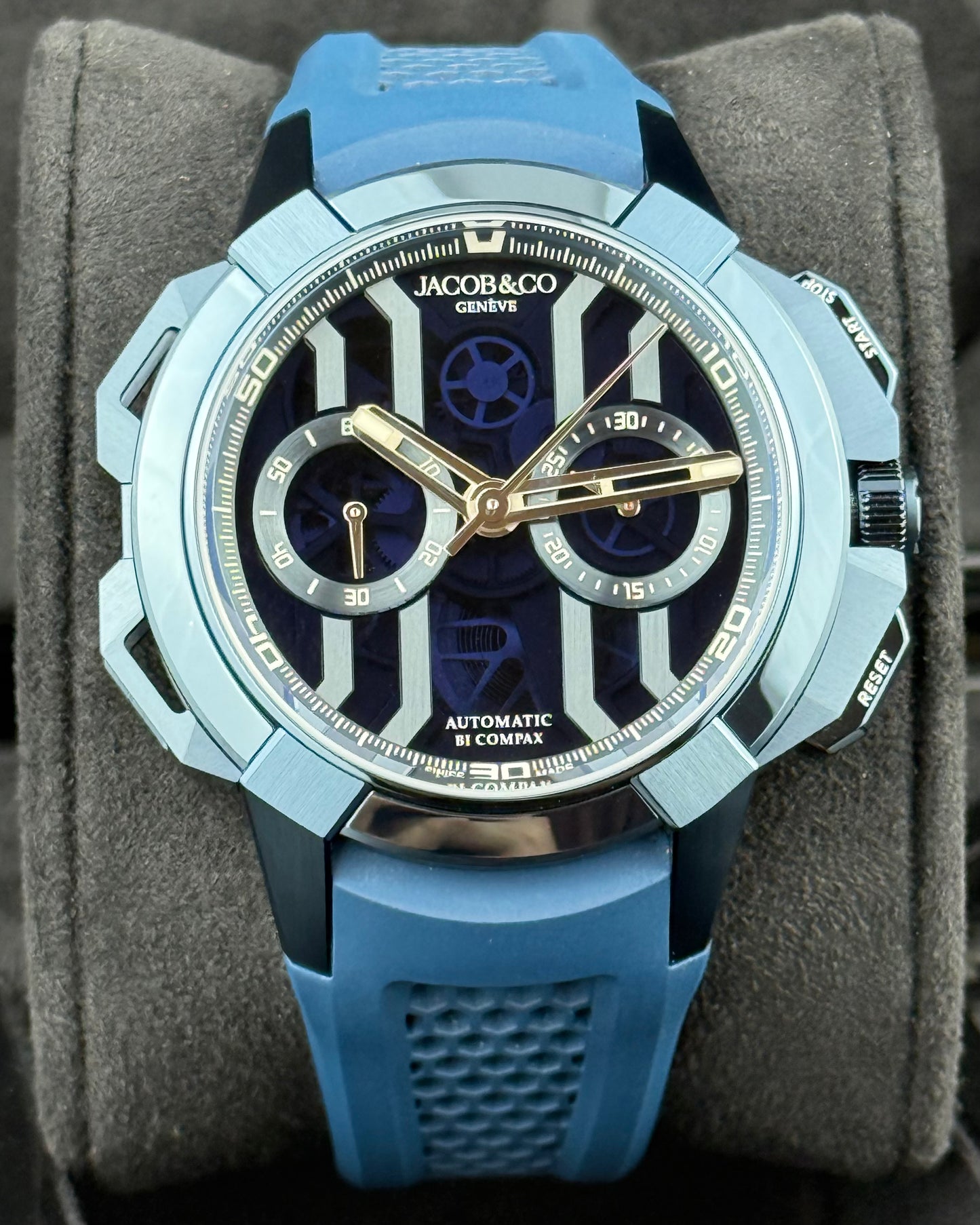 Jacob & Co. EPIC X TITANIUM Chrono- 44MM Ref; EC400.22.AF.AA.A