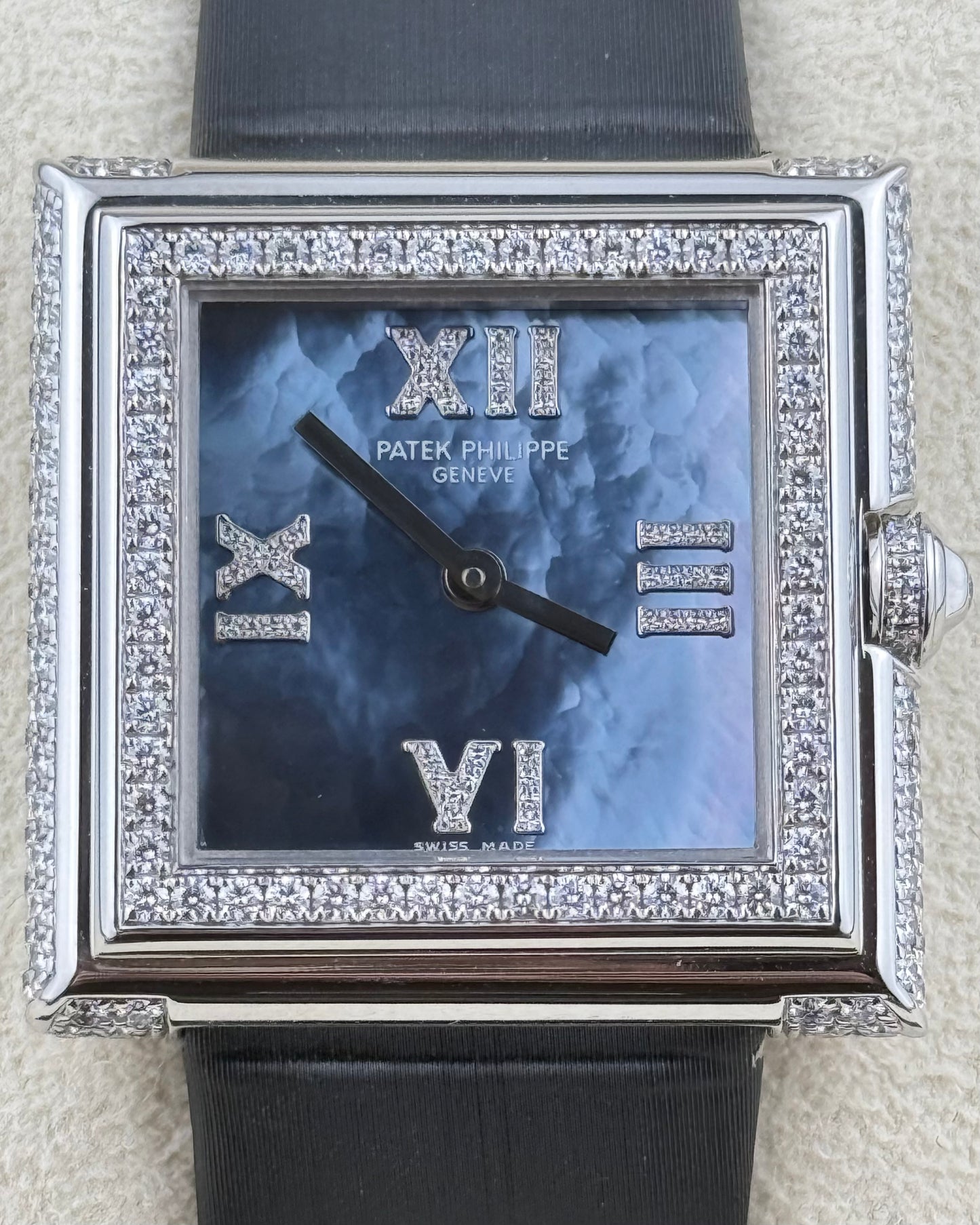 Patek Philippe Gondolo - 28mm - Ref: 4869G-1G