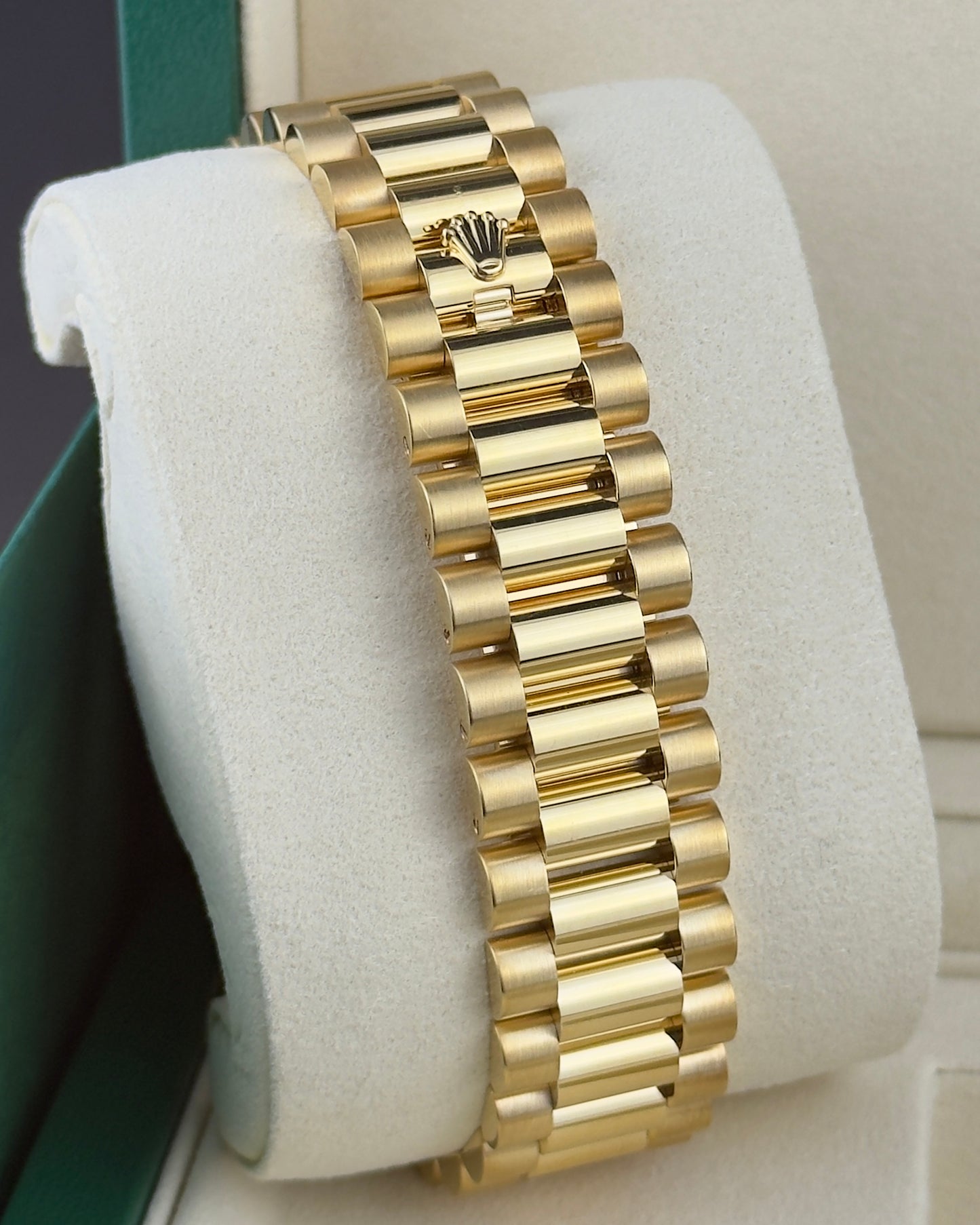 Rolex Day-Date II  President  - 41mm -  Ref; 218238