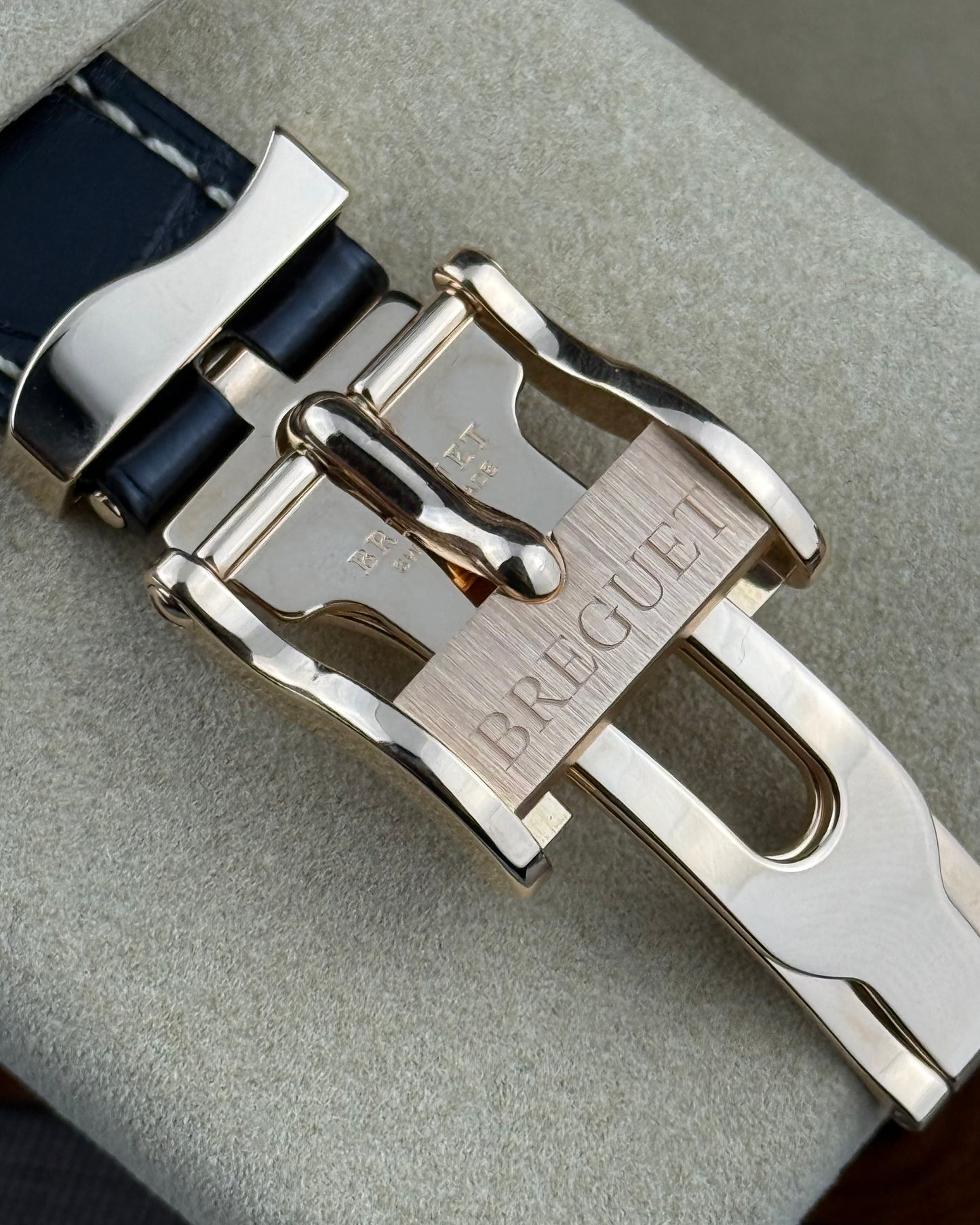 Breguet Marine Chrono - 42MM - REF : 5827BR/Z2/5ZU