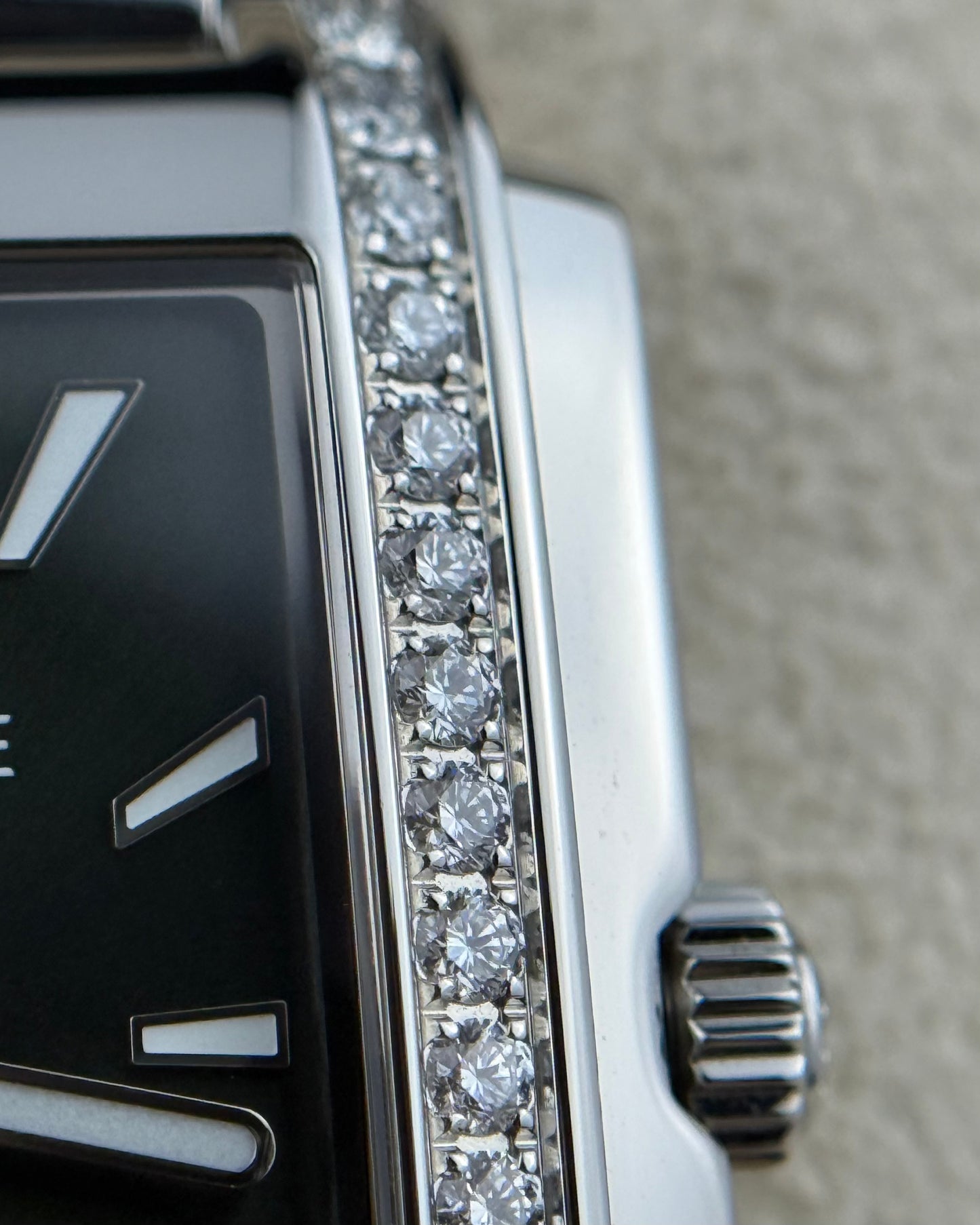 Patek Philippe Twenty~4 - Diamond-Set Bezel - Ref: 4910/1200A-011