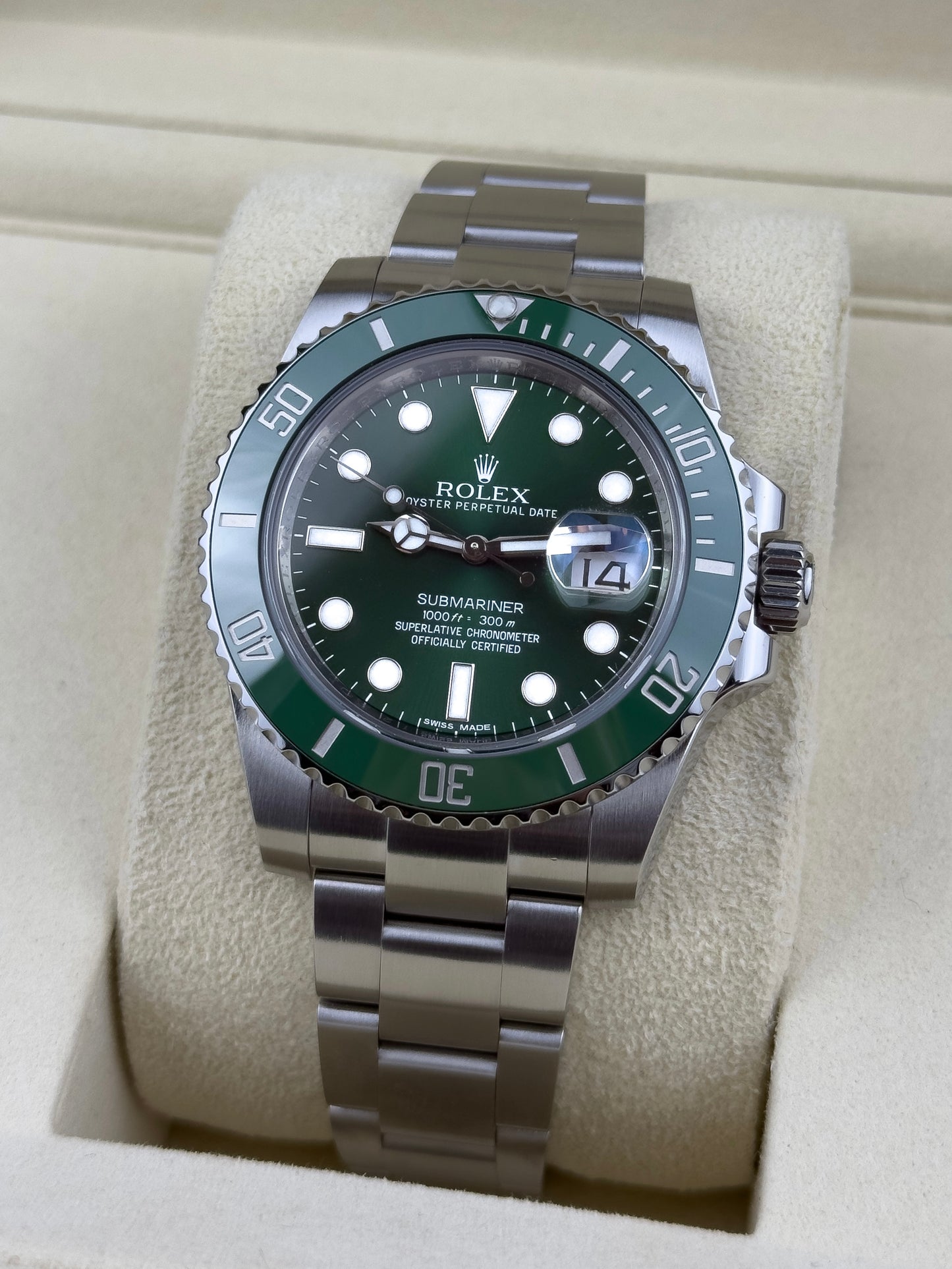 ROLEX SUBMARINER DATE HULK – 40MM – REF: 116610LV