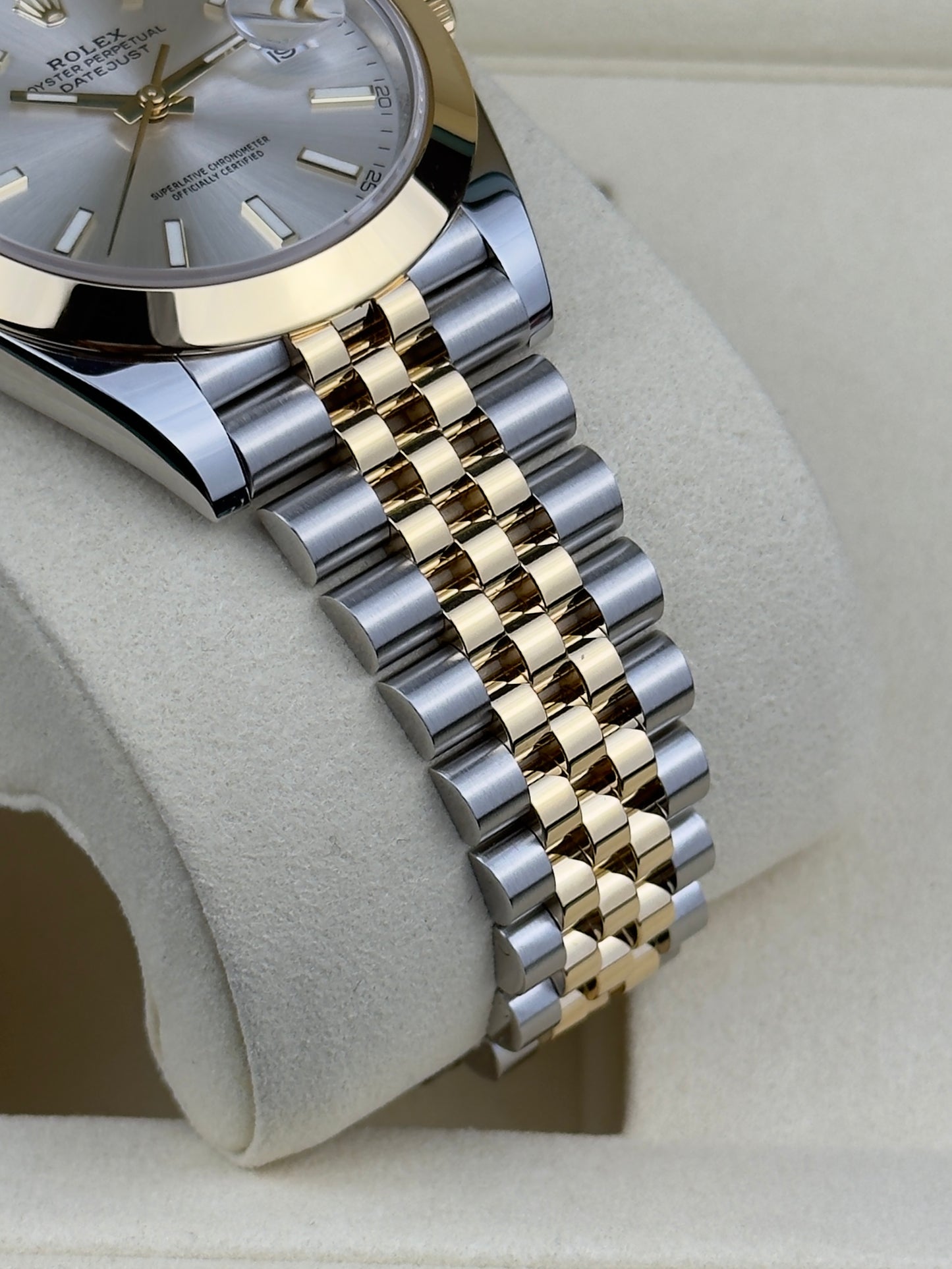 Rolex Datejust  - 41MM -  Ref; 126303