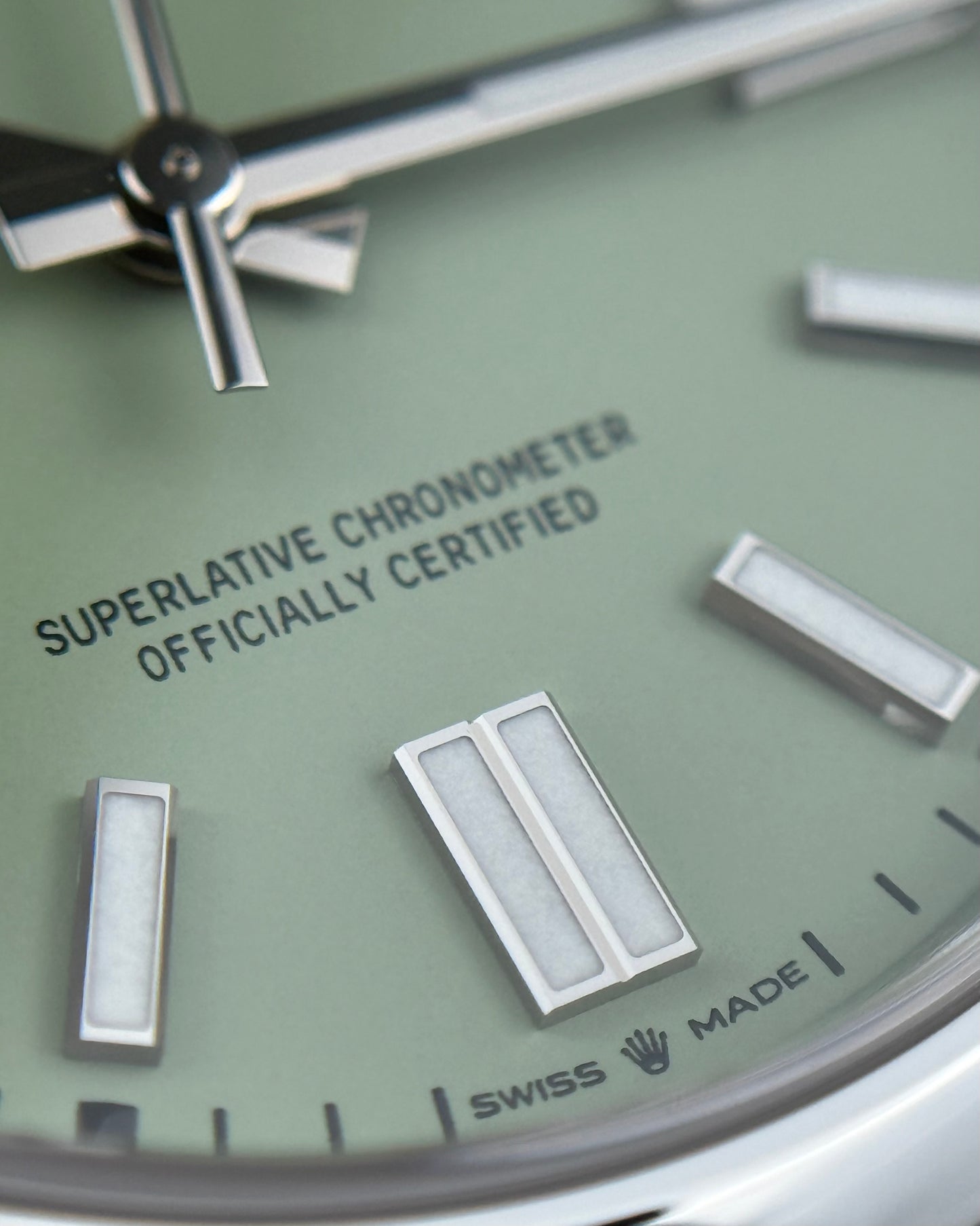 Rolex Oyster Perpetual Pistachio Green- 41mm - Ref : 134300-0006