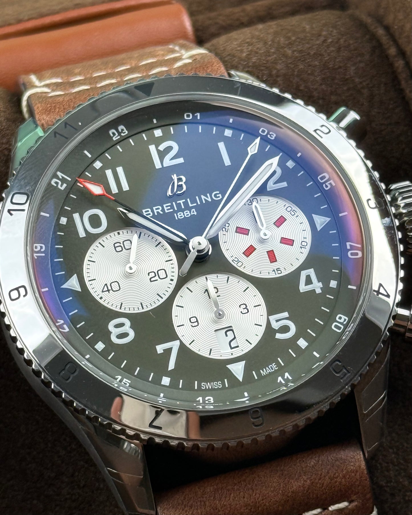 Breitling Super AVI Chronograph GMT - 46MM - Ref - AB04452A1L1X1