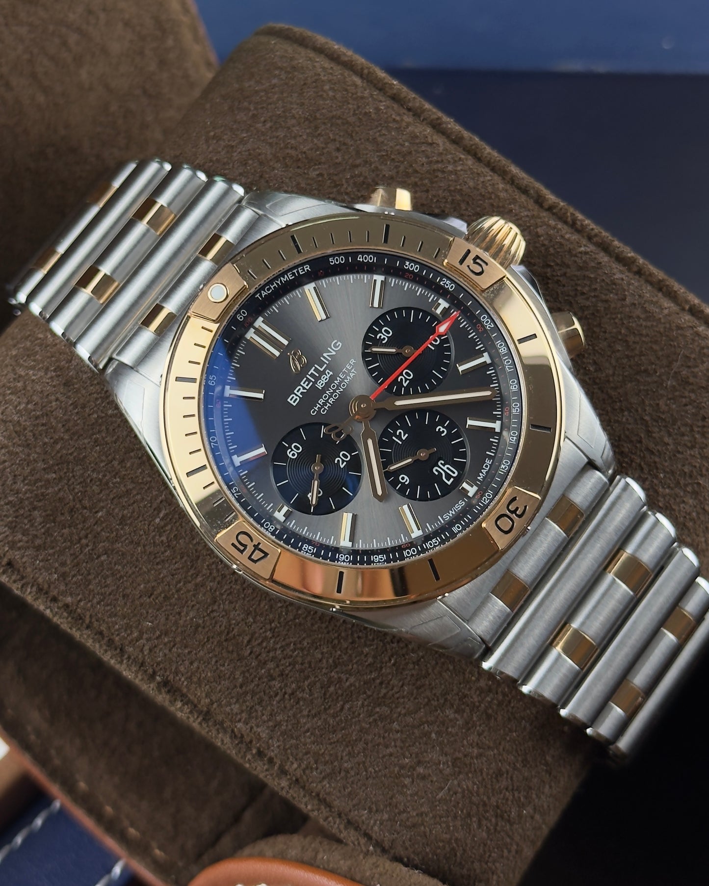 Breitling Chronomat - 42MM - Ref : B01 42