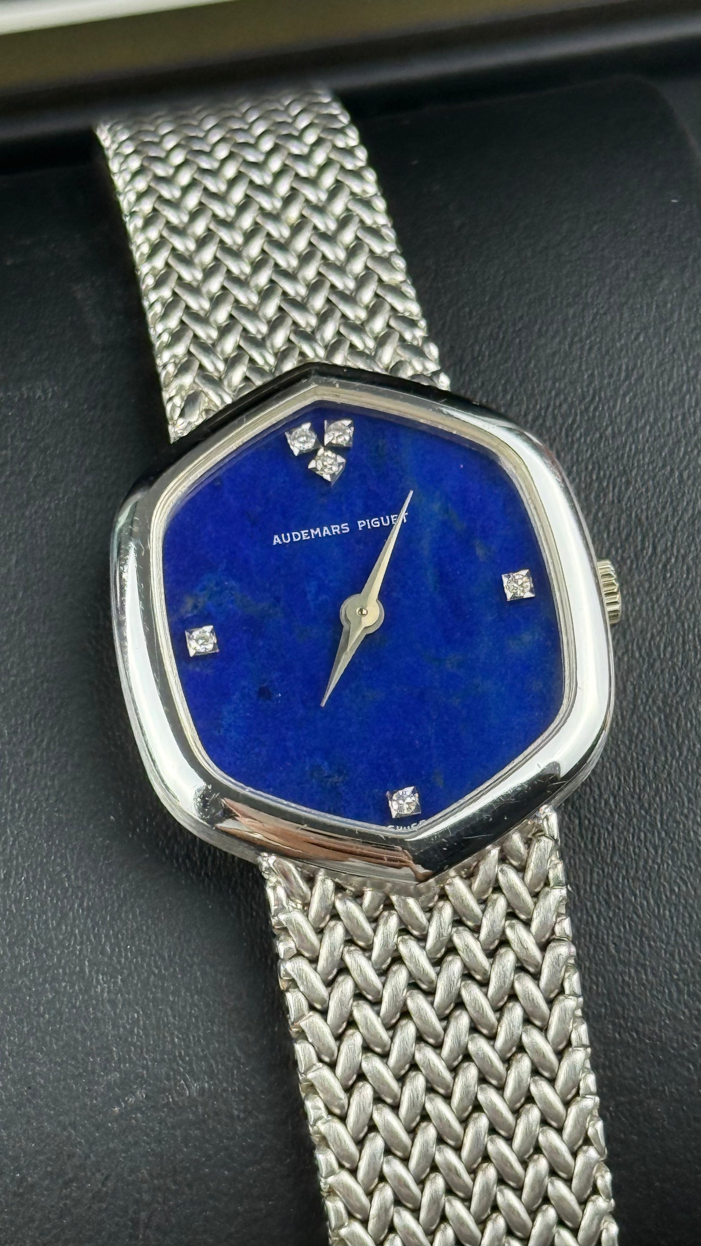 Audemars Piguet Vintage Octagon Lapis - 26MM - REF : HEXWGBL