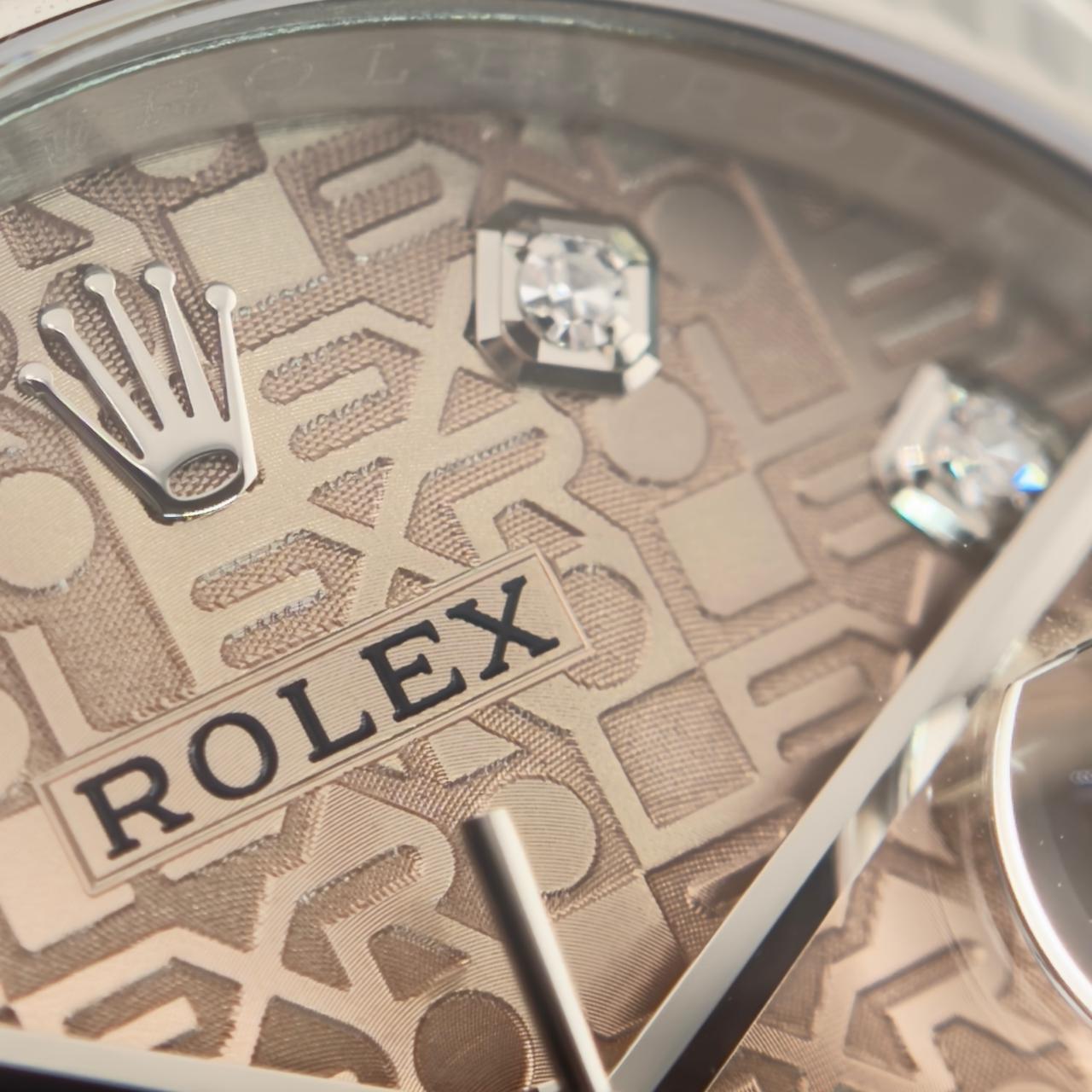 Rolex Datejust - 36MM -  Ref; 126234-0023