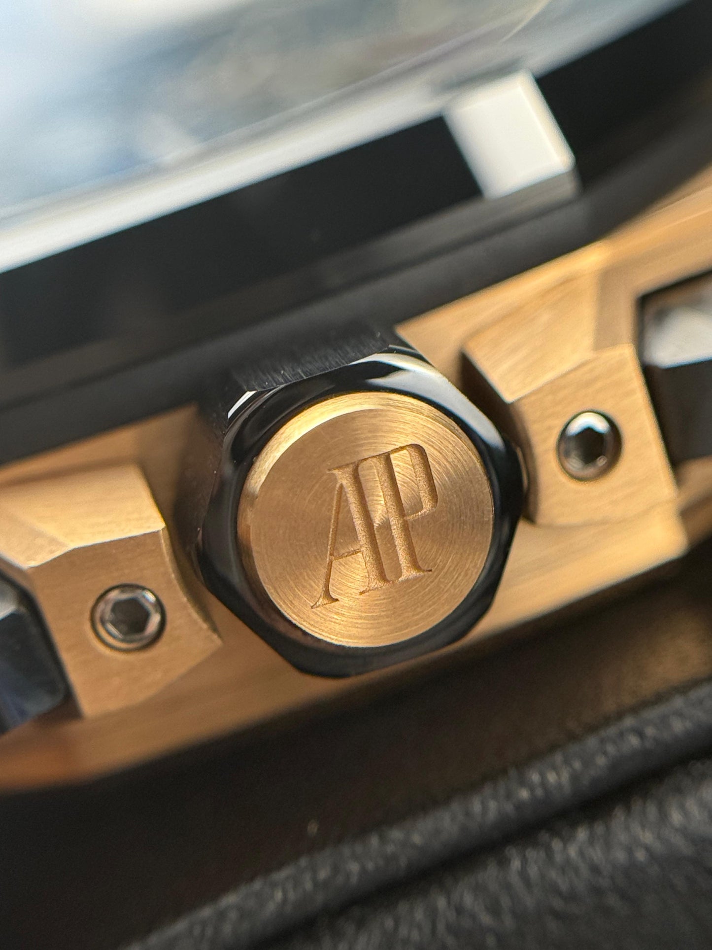 Audemars Piguet Royal Oak Offshore Chronograph - 43MM - REF : 26420RO.OO.A002CA.01