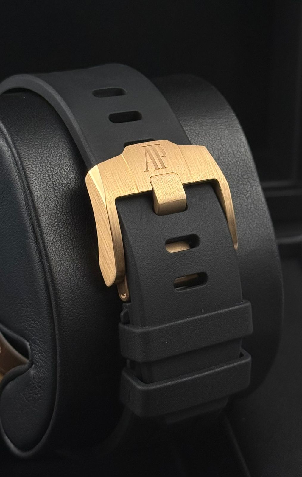 Audemars Piguet Royal Oak Offshore Chronograph - 43MM - REF : 26420RO.OO.A002CA.01