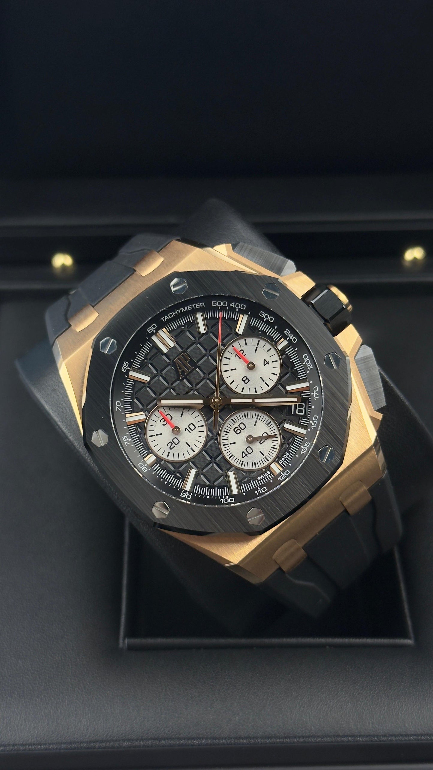 Audemars Piguet Royal Oak Offshore Chronograph - 43MM - REF : 26420RO.OO.A002CA.01