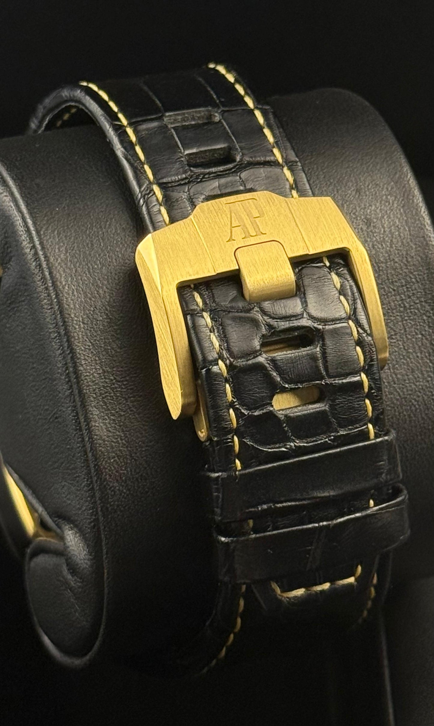 Audemars Piguet Royal Oak Offshore Chronograph - 43MM - REF : 26420CE.OO.A127CR.01