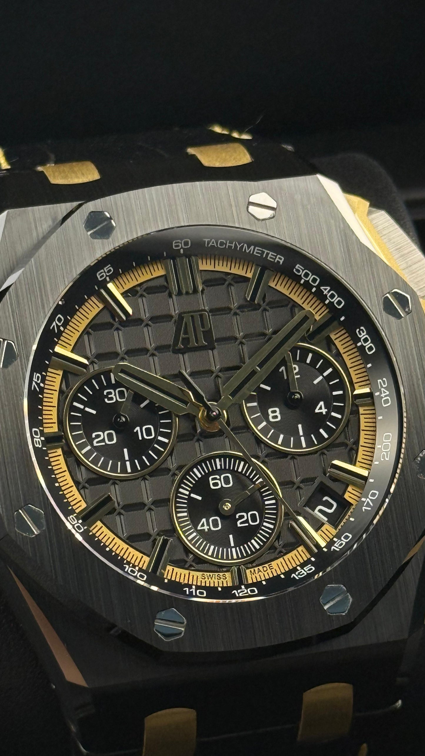Audemars Piguet Royal Oak Offshore Chronograph - 43MM - REF : 26420CE.OO.A127CR.01