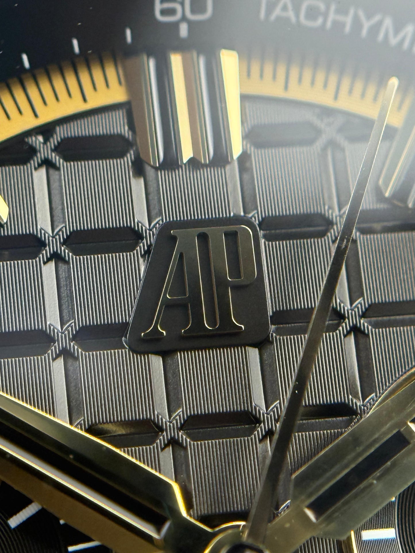 Audemars Piguet Royal Oak Offshore Chronograph - 43MM - REF : 26420CE.OO.A127CR.01