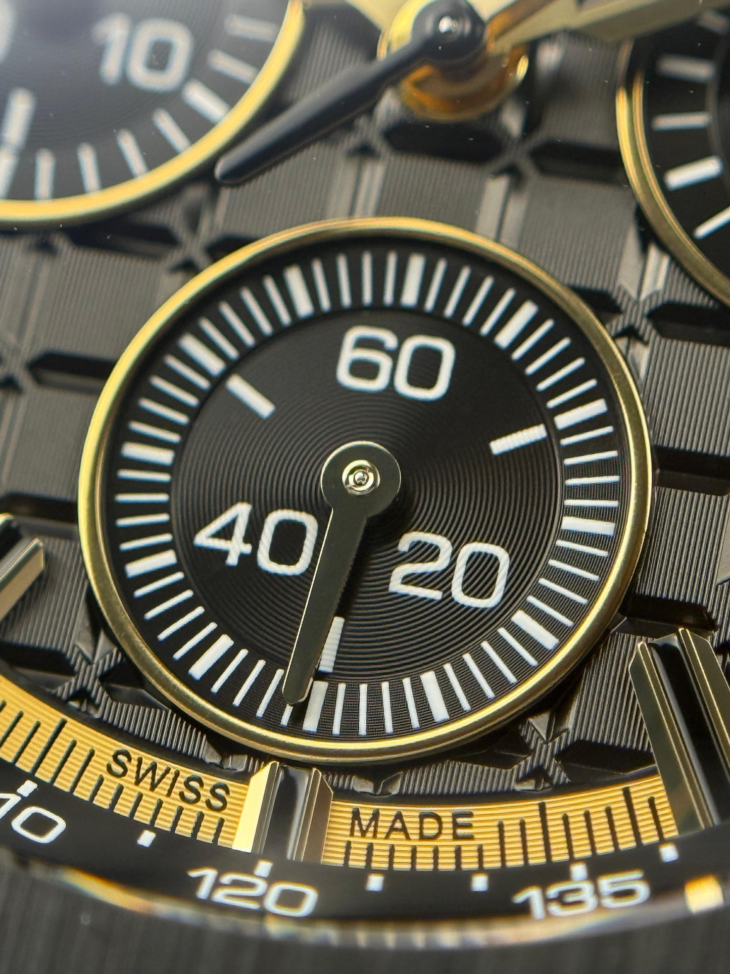 Audemars Piguet Royal Oak Offshore Chronograph - 43MM - REF : 26420CE.OO.A127CR.01