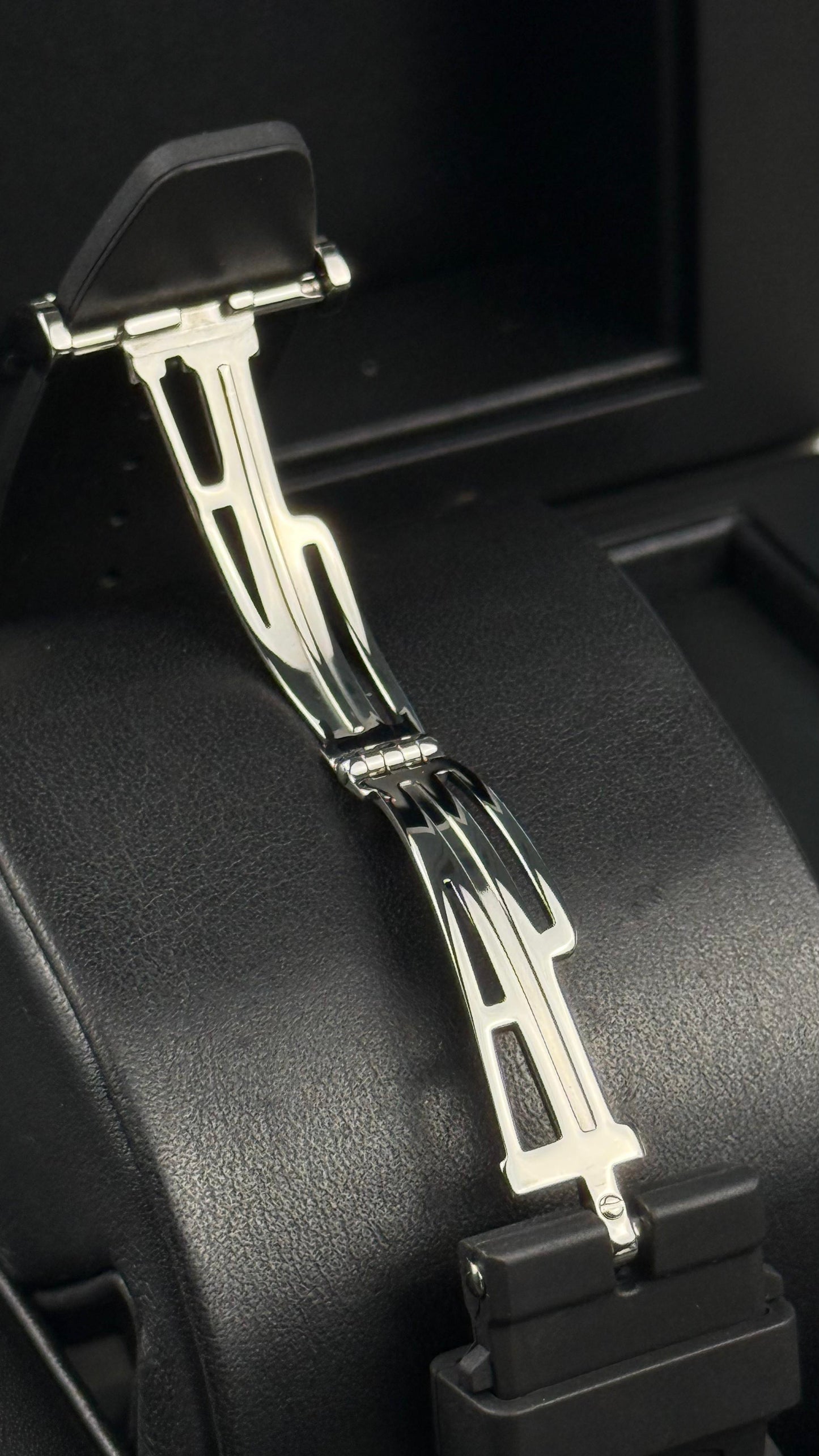 Audemars Piguet Royal Oak Offshore - 37MM - REF : 26048SK.ZZ.D002CA.01