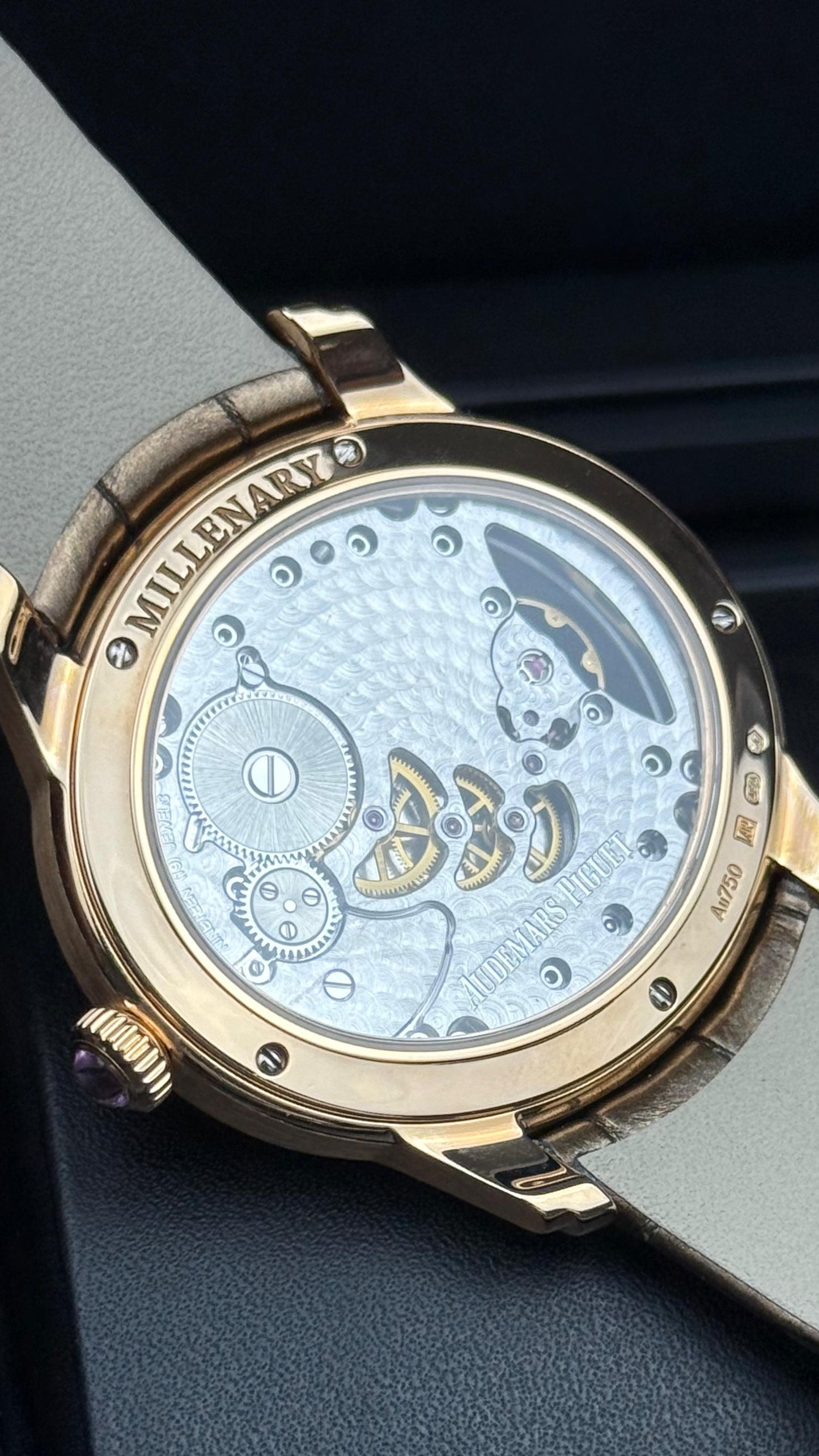 Audemars Piguet Ladies Millenary MOP – 39.5mm - REF :  77247OR.ZZ.A812CR.01