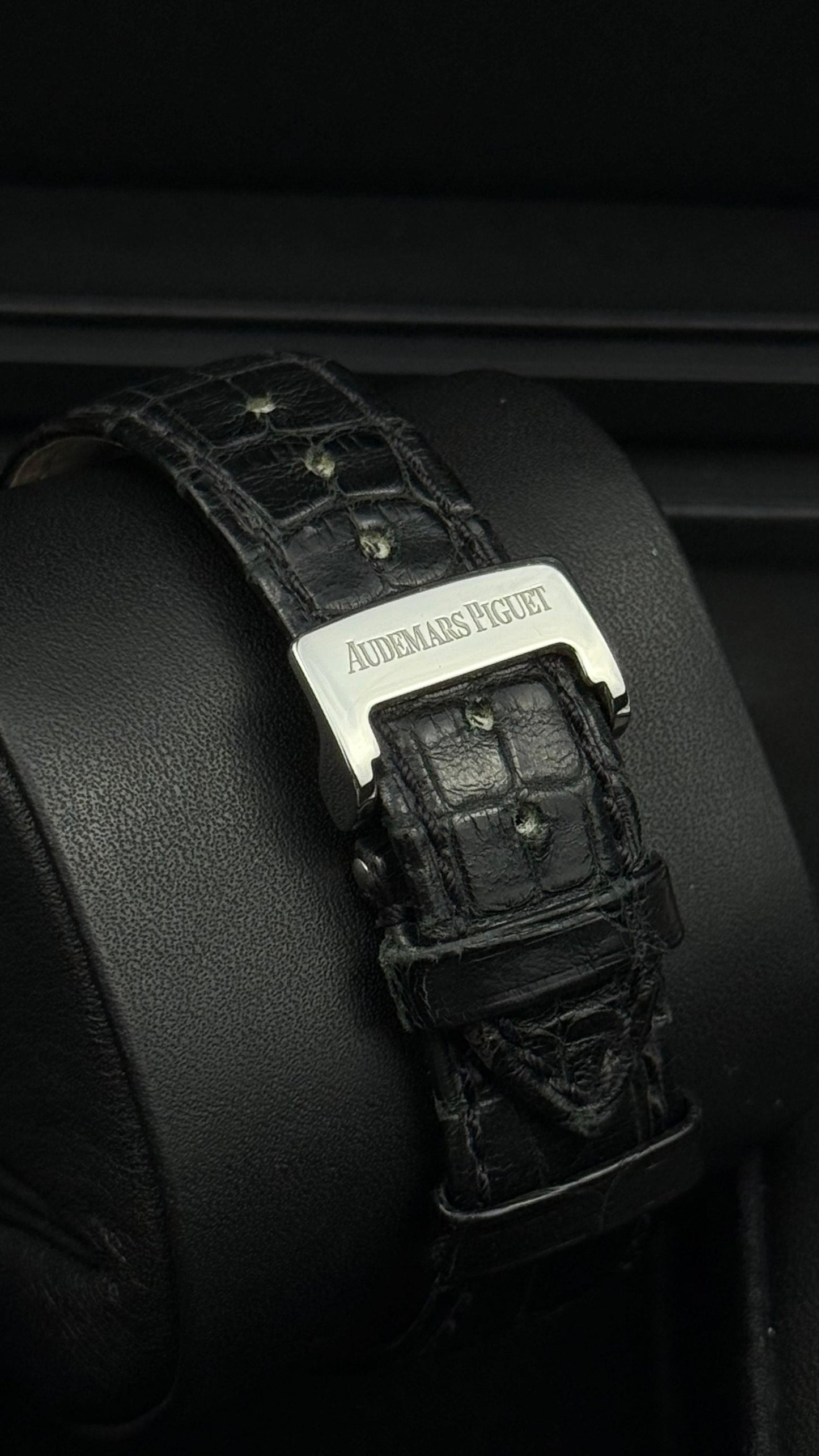 Audemars Piguet Millenary Ladies - 39.5 MM - REF : 77301ST.ZZ.D002CR.01