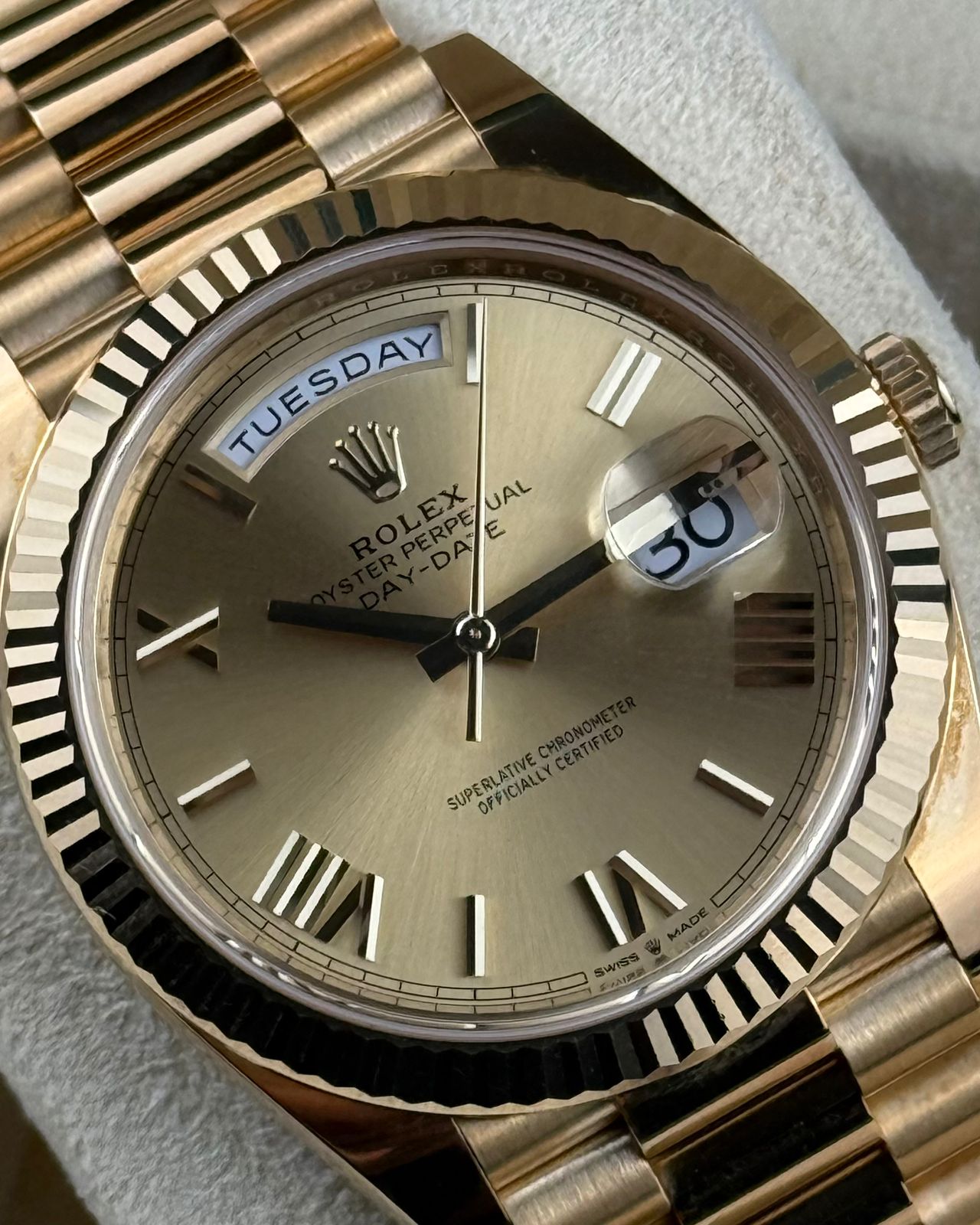 Rolex Day-Date  - 40mm - Ref; 228238