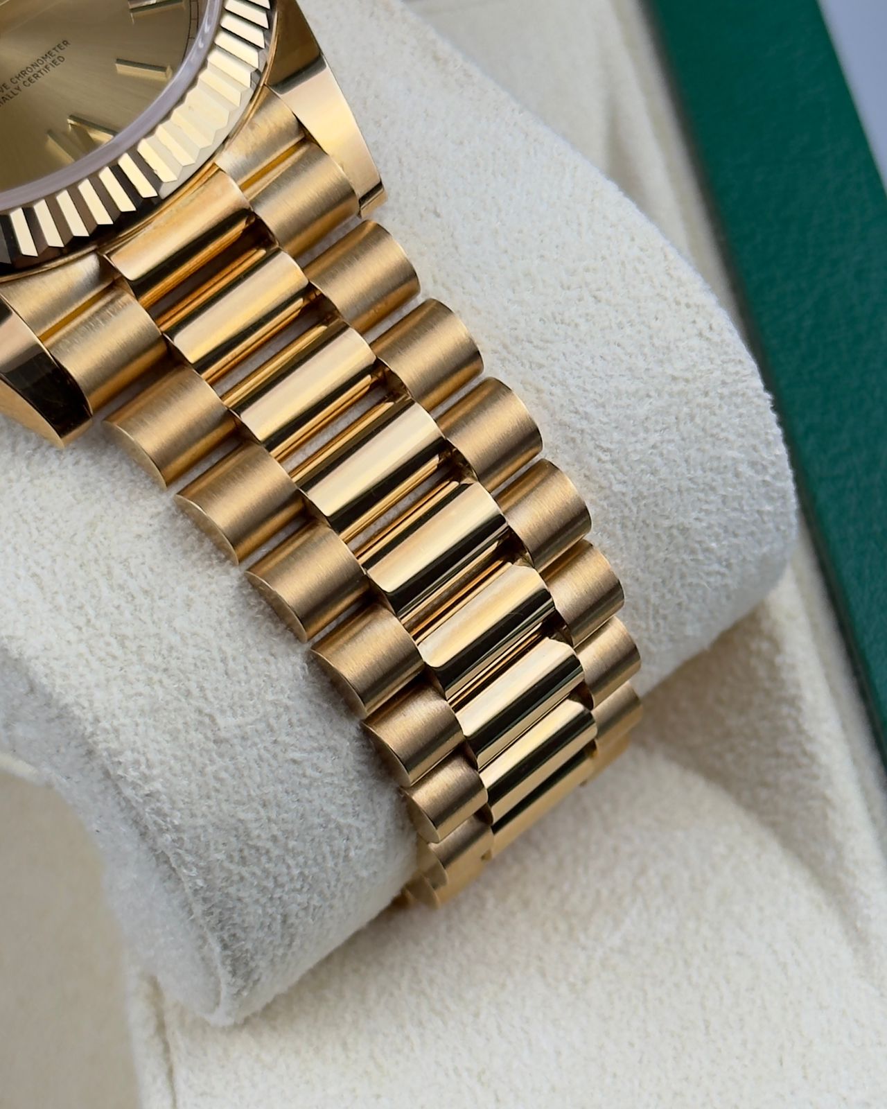 Rolex Day-Date  - 40mm - Ref; 228238