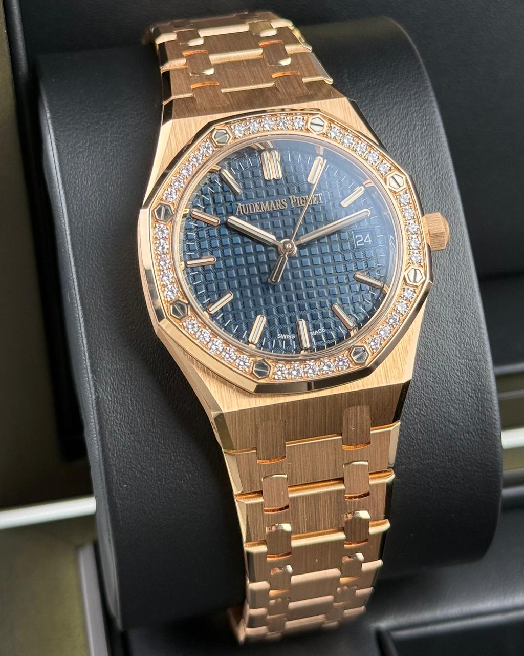 Audemars Piguet Royal Oak - 34MM - REF : 77451OR.ZZ.1361OR.04