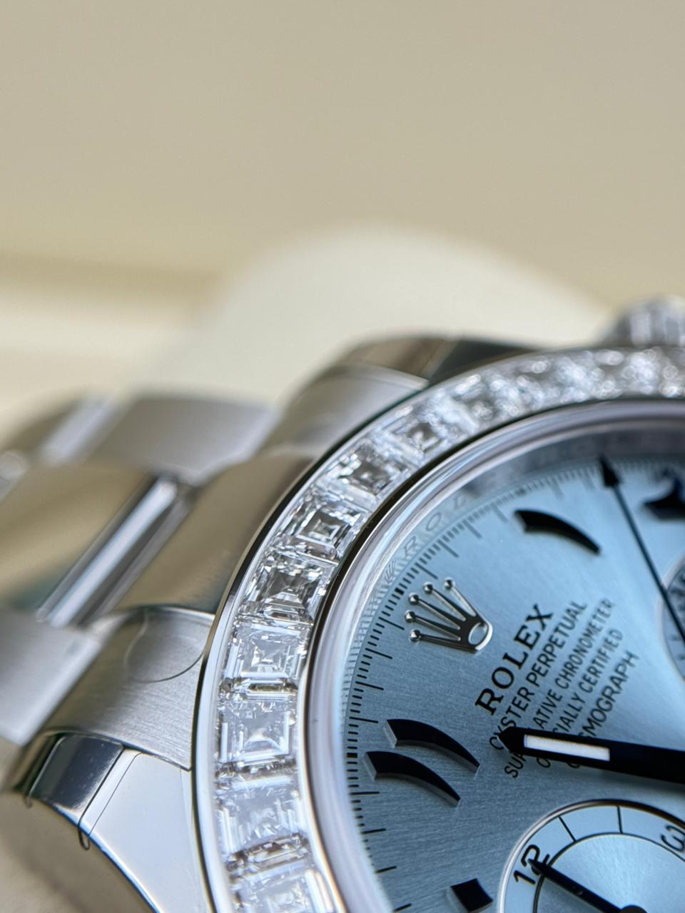 Rolex Daytona Cosmograph Platinum - 40mm - Ref; 126576TBR