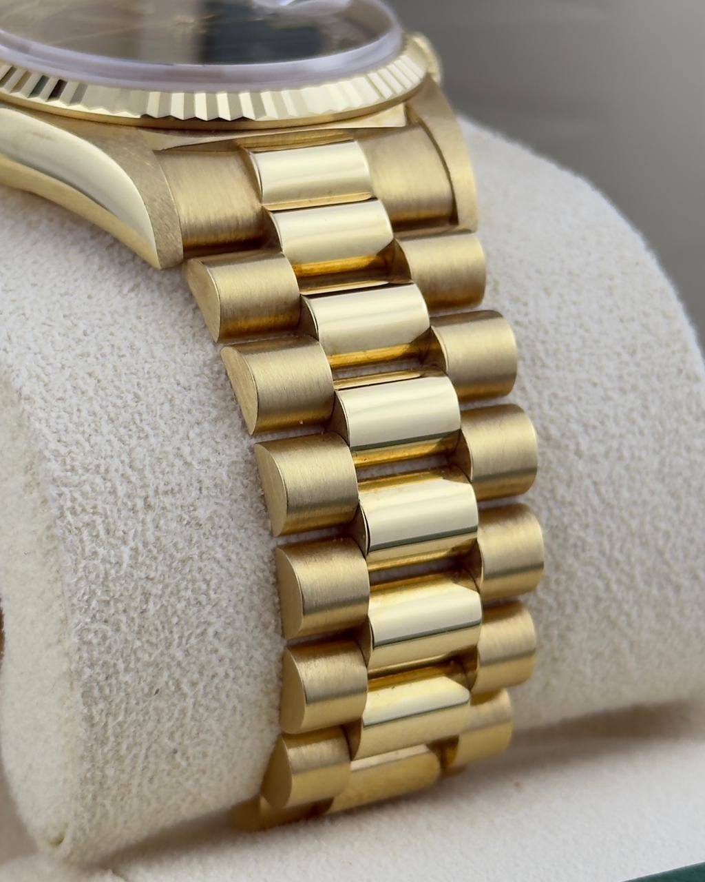 Rolex Day-Date  “myriad”  - 36mm - Ref; 18238